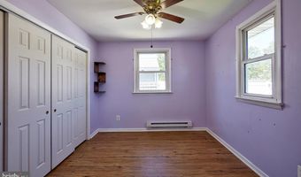103 ERIE Ave, Barrington, NJ 08007