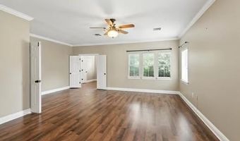 110 WOODCHASE Dr, Belle Chasse, LA 70037