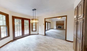 80 Hillcrest Estates Dr, Batesville, IN 47006