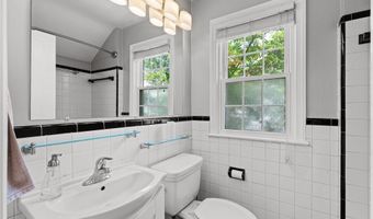 4640 2ND St S, Arlington, VA 22204