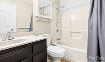 54 Foxberry Dr, Arden, NC 28704