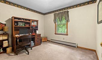 38 Pebble Brook Ct, Berlin, CT 06037
