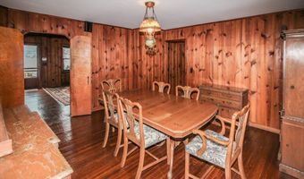 279 Candlewood Lake Rd, Brookfield, CT 06804