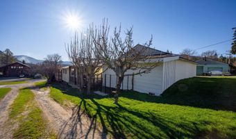 16587 E 6th St, Bayview, ID 83803