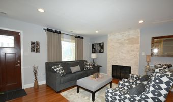 6317 EVERGLADES Dr, Alexandria, VA 22312