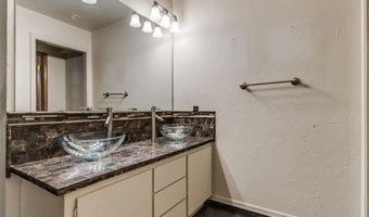 3704 N Riverside Dr, Bethany, OK 73008