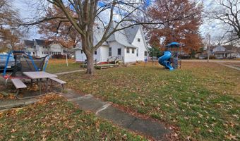 211 N. Main St, Alexis, IL 61412