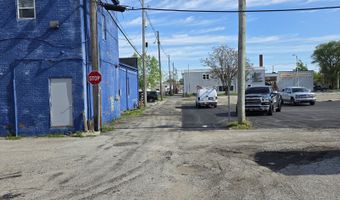 20 22 W 8th St, Anderson, IN 46016