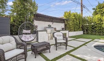 5715 Troost Ave, North Hollywood, CA 91601