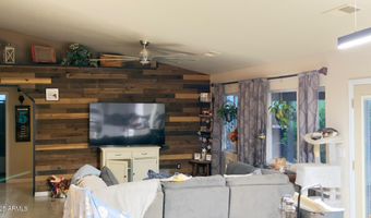 19549 E SCENIC LOOP Rd E, Black Canyon City, AZ 85324