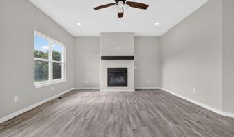 419 Beavertail Rd, Ash Grove, MO 65604