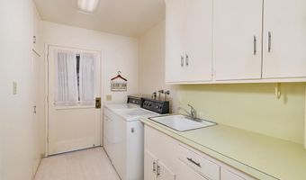 3190 Falcon Dr, Carlsbad, CA 92008