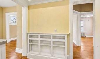 526 N IVY St, Arlington, VA 22201