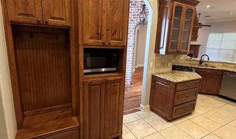 4726 Taldon Ln, Benton, LA 71006