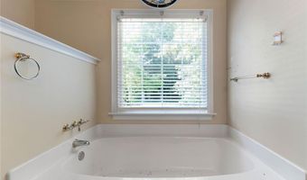 571 Buttrum Rd NE, Adairsville, GA 30103