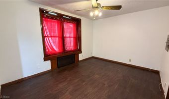 987 Boone St, Akron, OH 44306