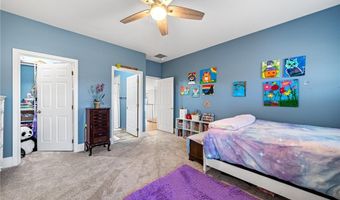 30 Lenihan Ln, East Greenwich, RI 02818