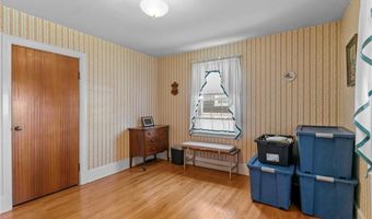 112 Oakton St, Woonsocket, RI 02895