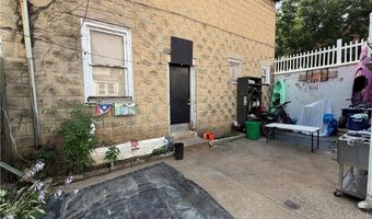 112 114 N 8th St, Allentown, PA 18101