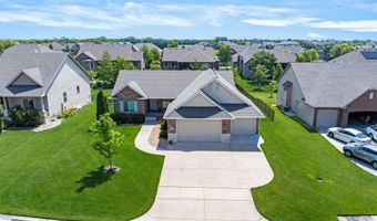 812 N Fairoaks Pl, Andover, KS 67002