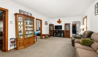 2984 Massillon Rd, Akron, OH 44312