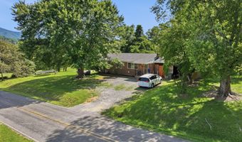613 Robbinsville Rd, Andrews, NC 28901