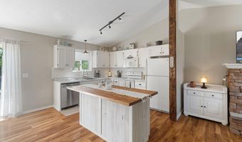 741 Morrison Ave S, Annandale, MN 55302