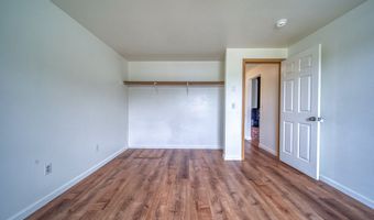 821 KEVIN Pl, Brookings, OR 97415