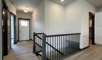1232 Berkshire Ln, North Liberty, IA 52317