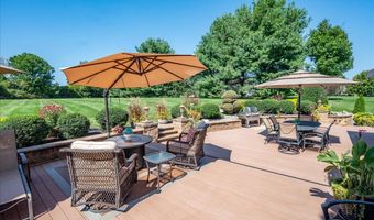 402 DERRYTOWN Dr, Bear, DE 19701