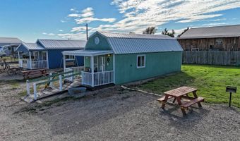 647 E 1st St, Lucas, KS 67648