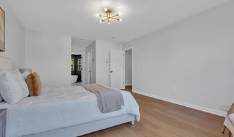 11 Orchid Ln, Barnegat, NJ 08005