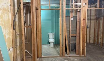 6484 S COYOTE Rd, Apple Valley, UT 84737