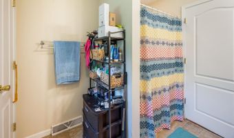 122 Majestic Cir, Amherst, VA 24521