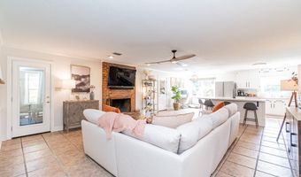 2518 Kenilworth Dr, Albany, GA 31707
