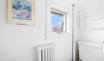59 Mount Hope Ave, Jamestown, RI 02835