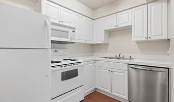 6955 Alvarado Rd 36, San Diego, CA 92120