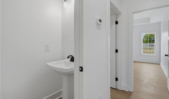 32 Creek Stone Ln, Autryville, NC 28318