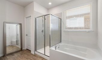 4122 Ellinger Dr, Heath, TX 75126