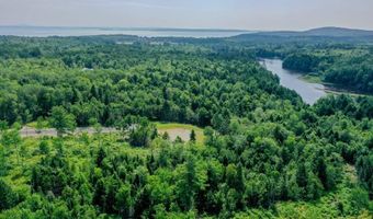 6 Whitetail St, Belfast, ME 04915