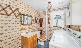 3 Jean St, Alloway, NJ 07462