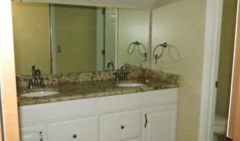 13460 Sycamore Trl, Anna, OH 45302