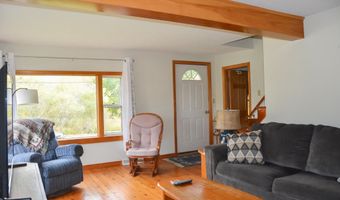 87 Middle Rd, Augusta, ME 04330