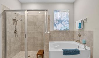 5657 HAWKS CAY St, Apollo Beach, FL 33572
