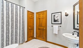 5691 Forest Gln SE, Ada, MI 49301