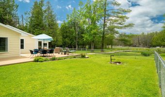 7170 Spring St, Alanson, MI 49706