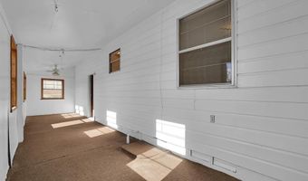 1308 Karen Ave, Altus, OK 73521