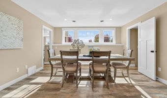 5039 W RED BARN Ct, Appleton, WI 54913