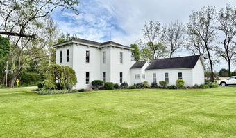 12801 E Edgewater Dr, Albany, IN 47320