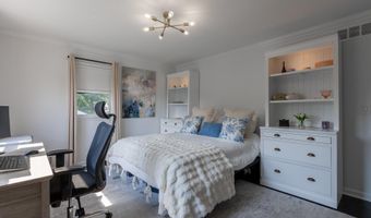 394 Maple Dr, Belford, NJ 07718